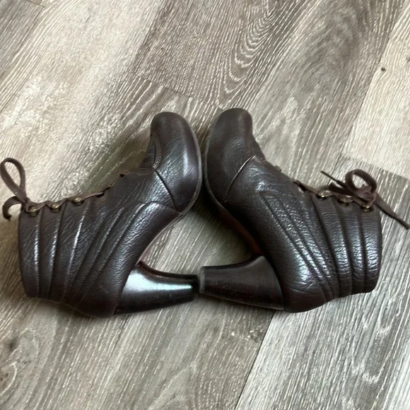 Chie Mihara - Picture 6 of 17